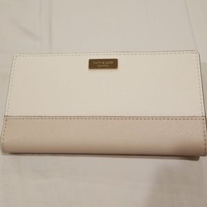 Brand New w/Tag Kate Spade Stacy Wallet